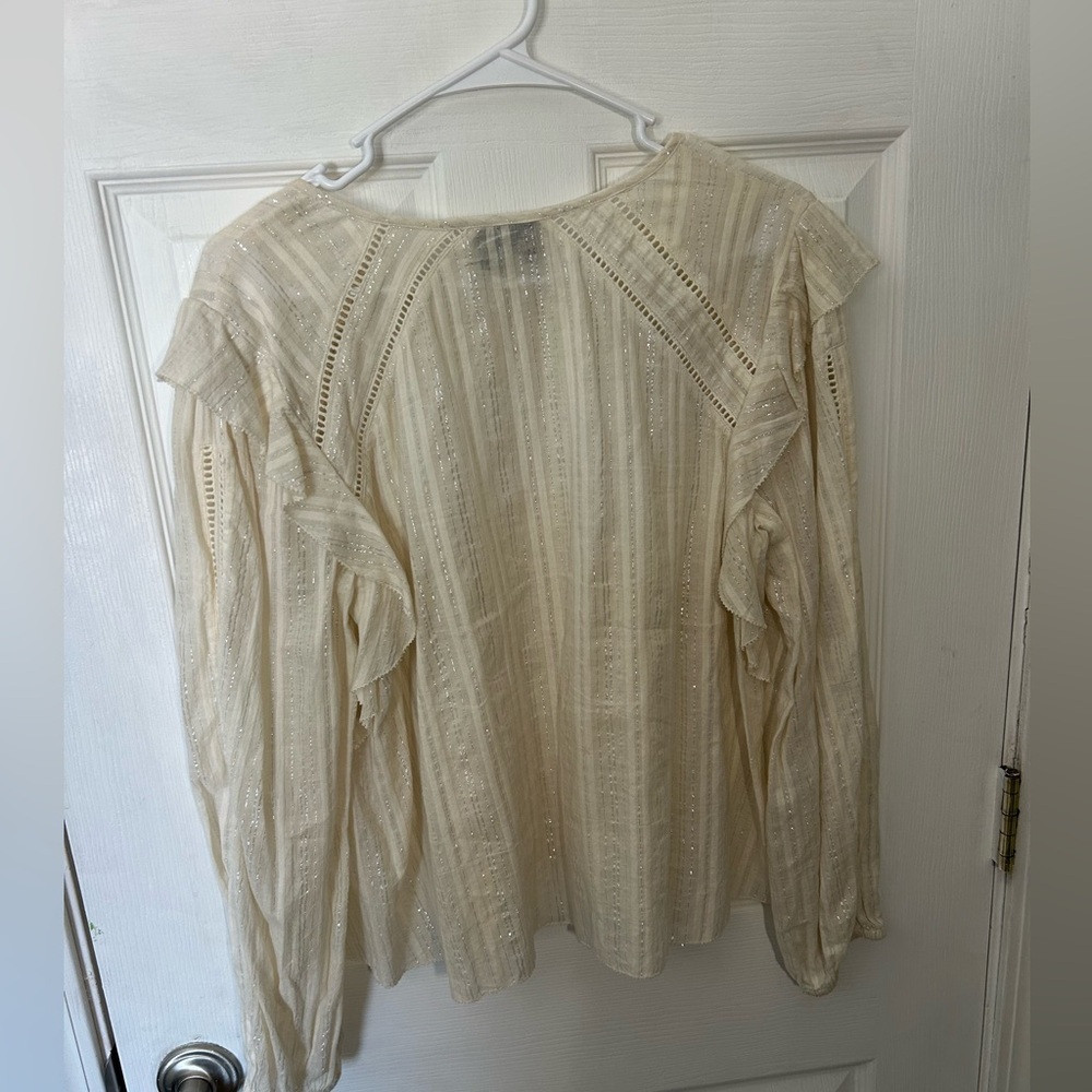 Cleobella Cream Top with metallic stripes  Size M. Ruffle detail at shoulders. - Picture 11 of 11